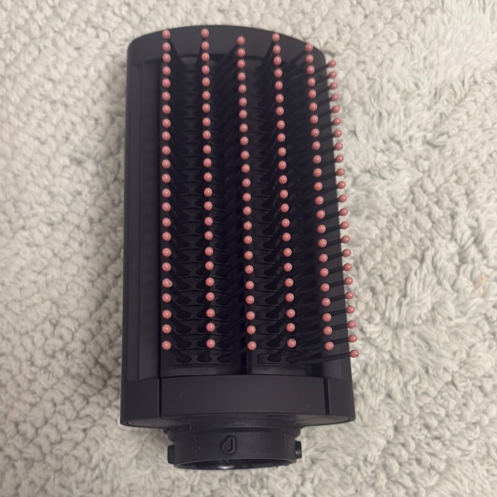 Dyson Airwrap firm smoothing brush